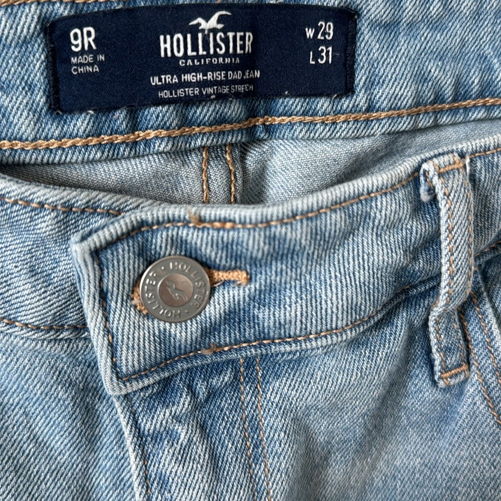 Hollister Ultra High Rise Dad Jeans